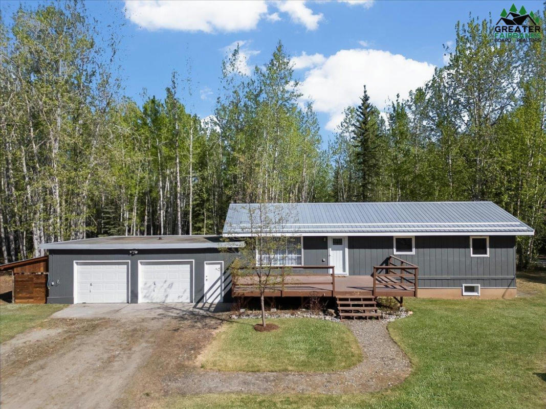 1035 MEADOW RUE AVE, NORTH POLE, AK 99705, photo 1 of 37